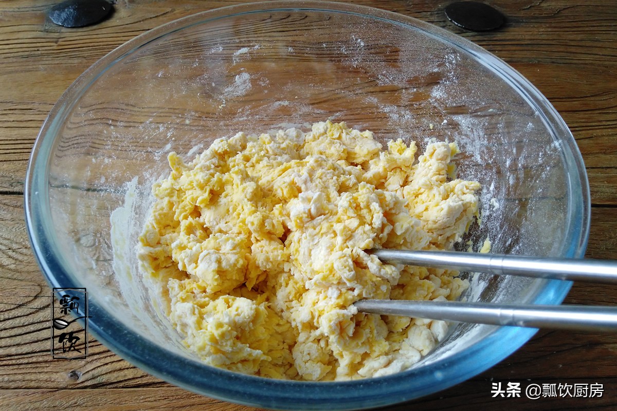 秋凉美食，多吃这饼，外焦脆里香软，能量满载，比吃面包都香