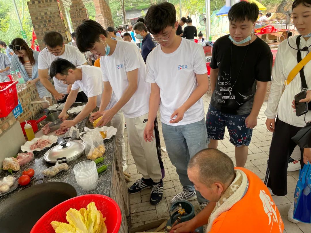 慧通关清远古龙峡两天一夜团建