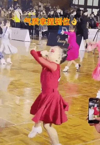 全班38个同学，为什么只有我没有特长？快乐教育妈妈后悔了