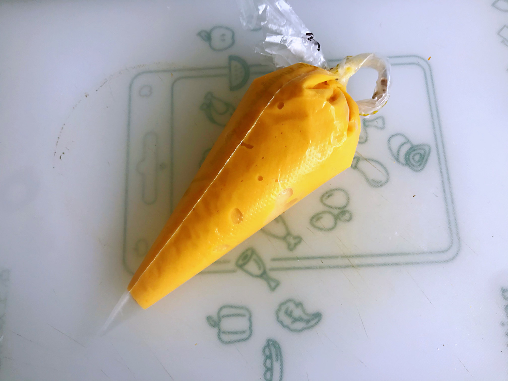 女人要多吃它，鬆軟香甜又養顏，不用揉麵，個個開花，比蛋糕好吃