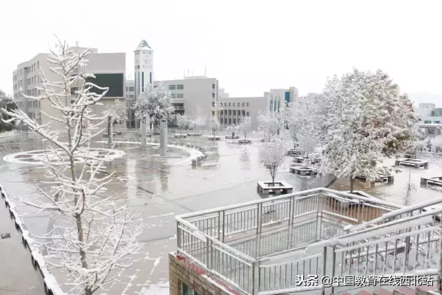 甘肃初雪|甘肃18所高校初学雪景大PK,快来看看有你的母校没?
