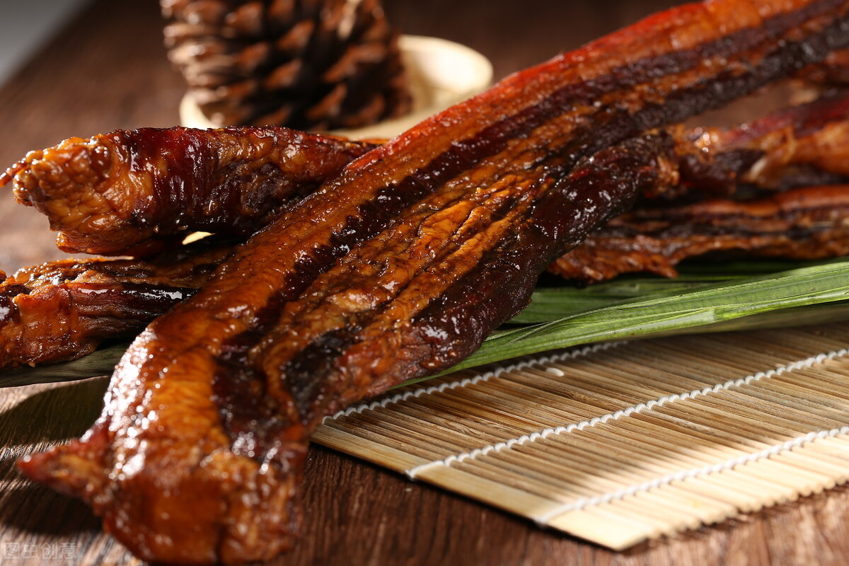 蒸臘肉時，別直接上鍋蒸，牢記3個技巧，臘肉美味好吃還入味