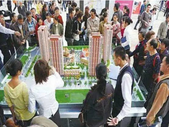 今年不买房，五年后是“天价”还是“葱价”，多位大佬的意见一致
