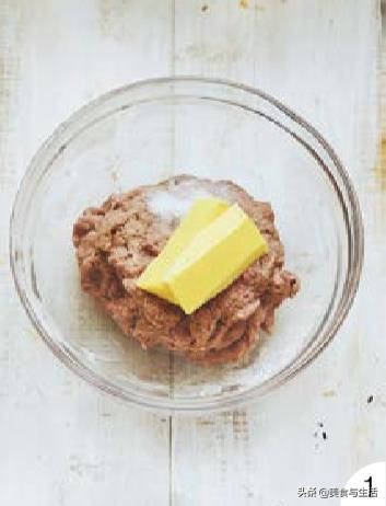 The bread that red wine makes, in bake when send out the wine that give is sweet, make a person honest cannot help