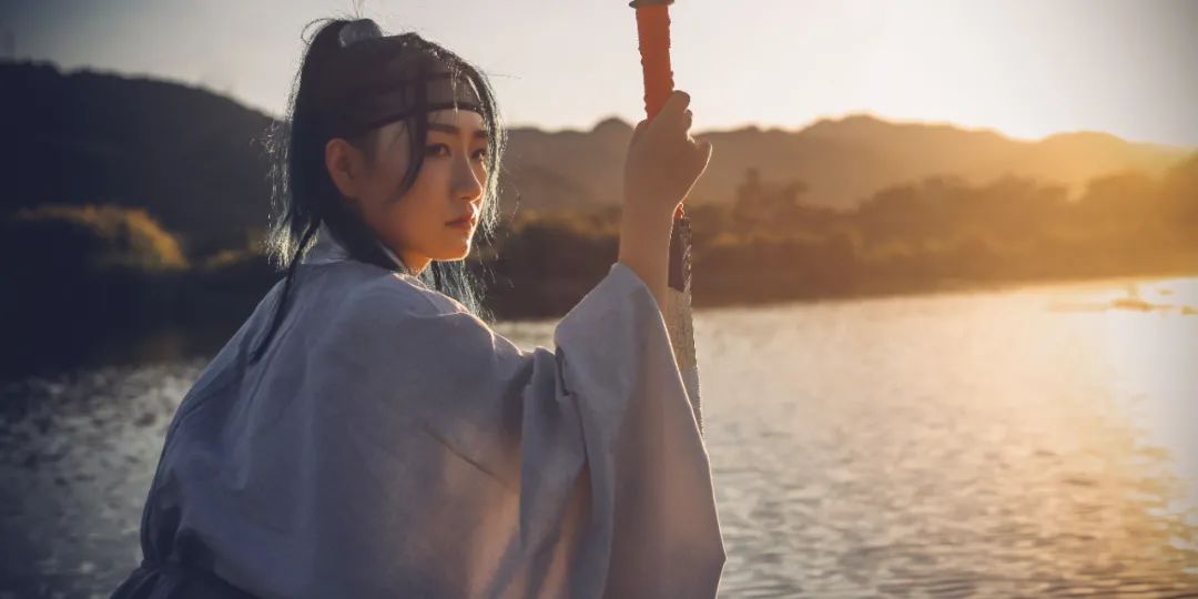 10首热血诗词，一首一个千古名句，每一句都令人热血沸腾-第2张图片-非凡网
