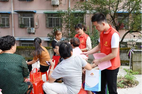 花好月圆迎中秋 国泰民安庆国庆