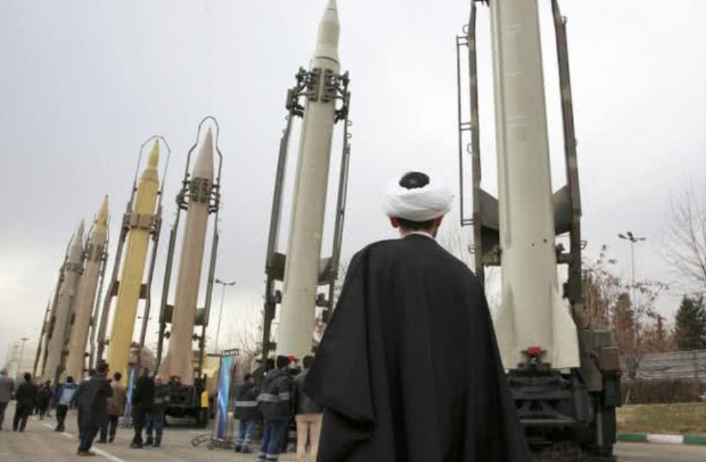 已瞄准400处美军基地！伊朗放话：美军敢开火就让美军基地升天