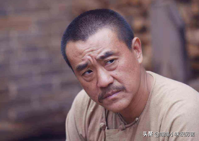 北京人艺：巍子为钱离开，王姬无戏可演出走，