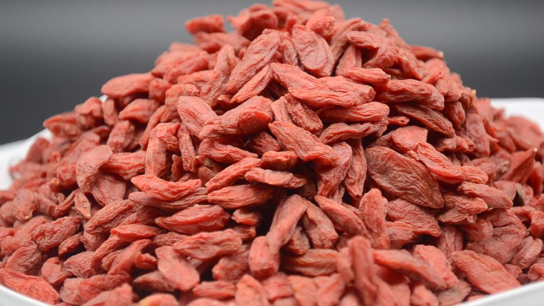 教你如何挑選優質的枸杞子，再也不怕買到劣質枸杞，看完長見識了