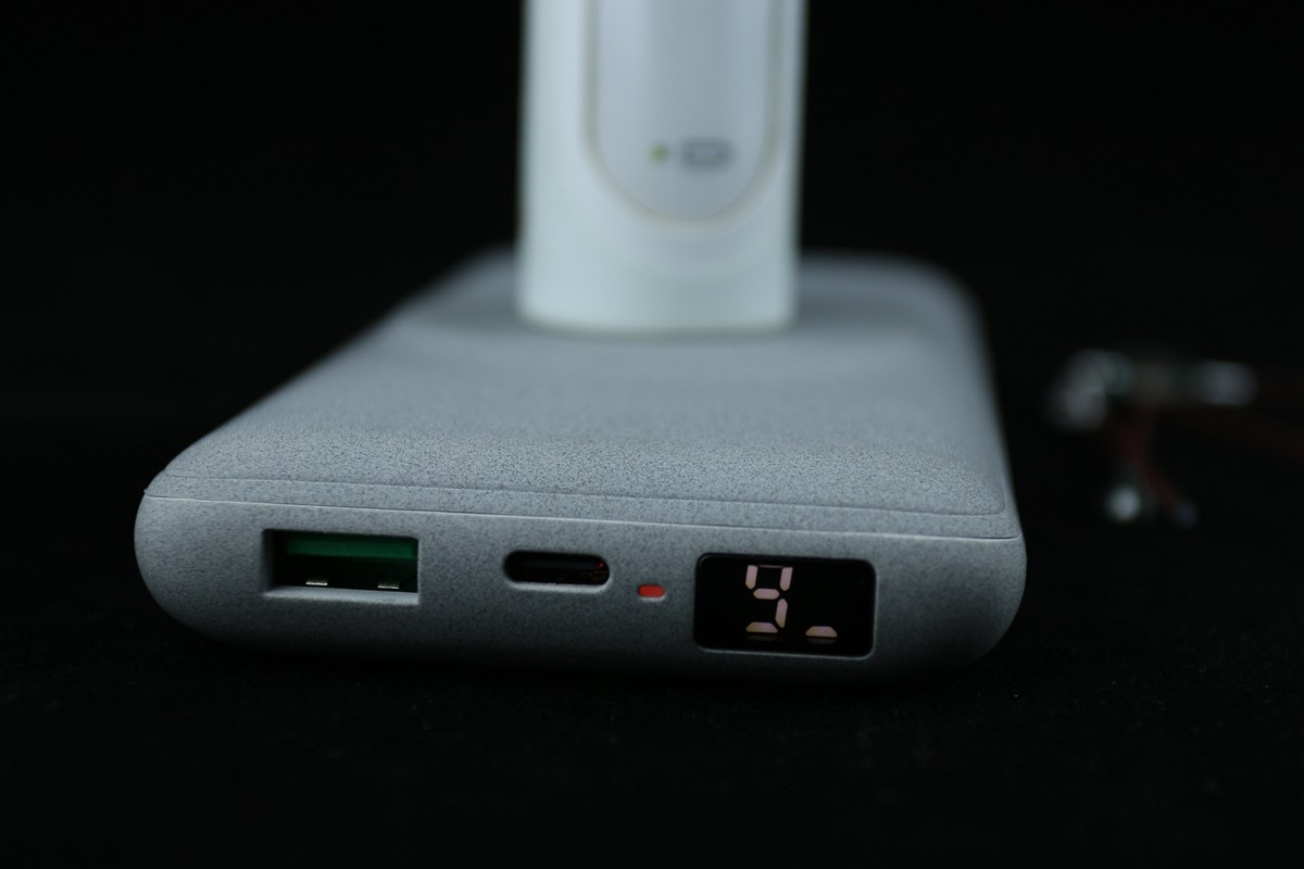 苹果小米华为，手表和电动牙刷都支持 南卡Power3移动电源评测