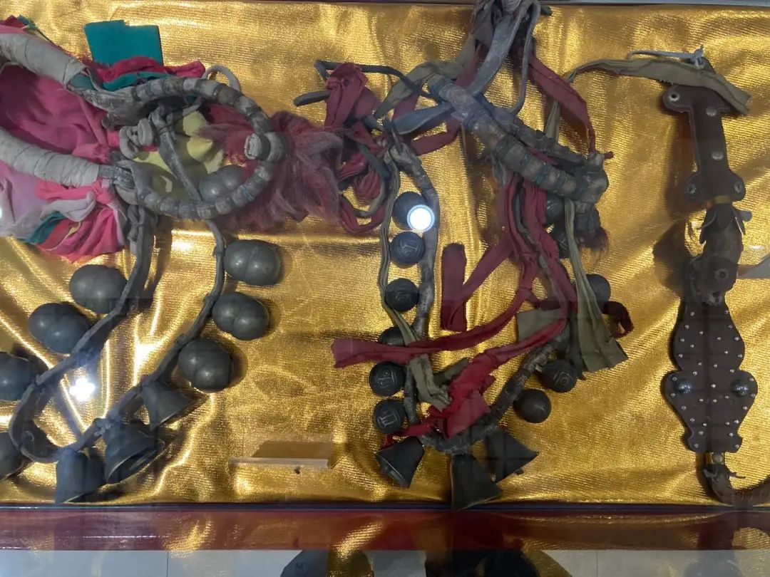 长春—通辽金秋首发团畅玩第二天：逛孝庄园、吃烧麦宴...