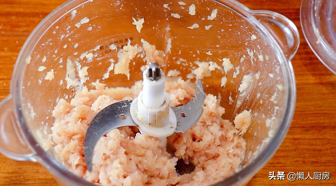 健身的人最爱鸡胸肉，教你新做法，比薯片还脆，别错过