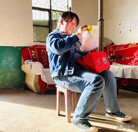 今天，我们来讨论下一片卫生巾的分量