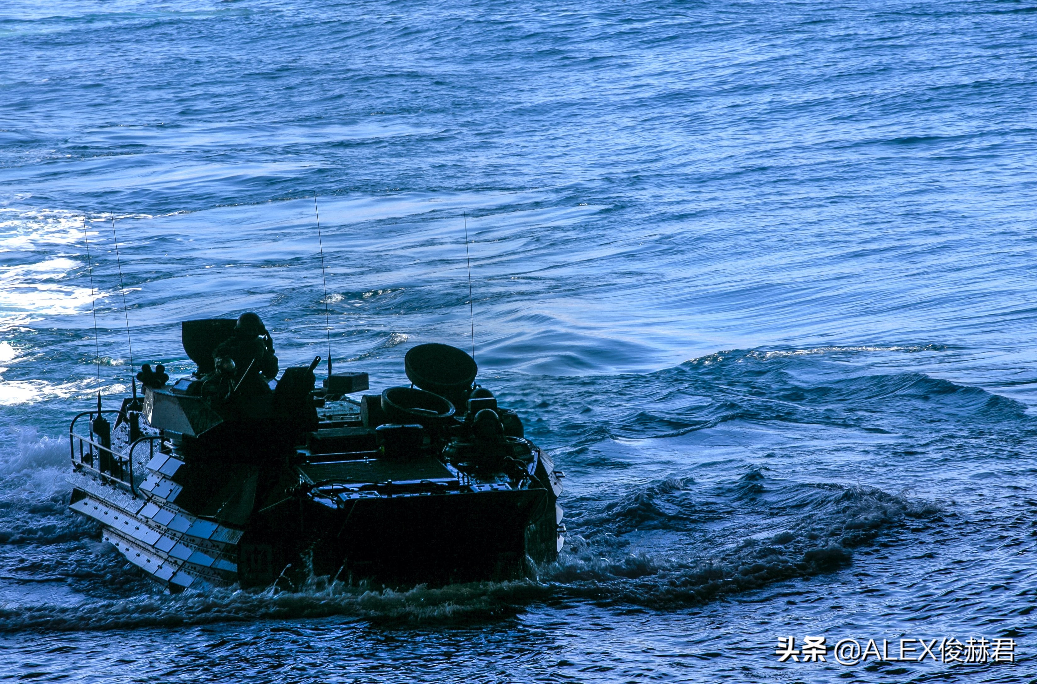 海军陆战队两栖战车沉没：折射致命软肋，和理念错误