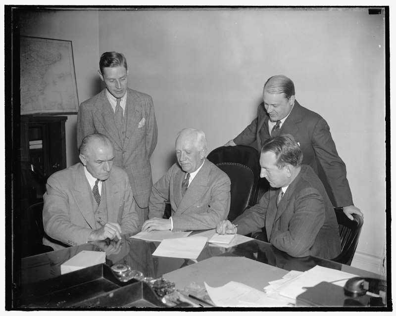 1921年11月12日,协调一战后远东问题的华盛顿会议召开