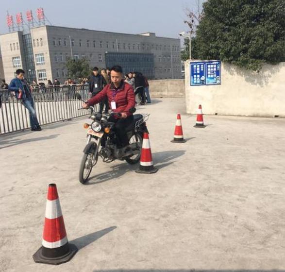 摩托車駕駛證怎么考，要考多久