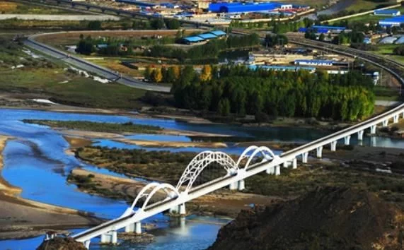 日本这次羡慕了：中国狂砸12000亿，建世界最大工程