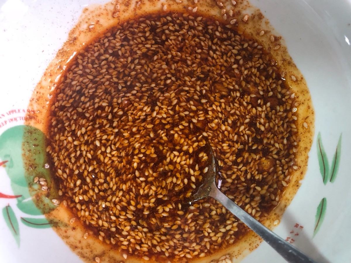 豆腐这样做，孩子很爱吃，鲜香入味，外酥里软，咬一口真过瘾