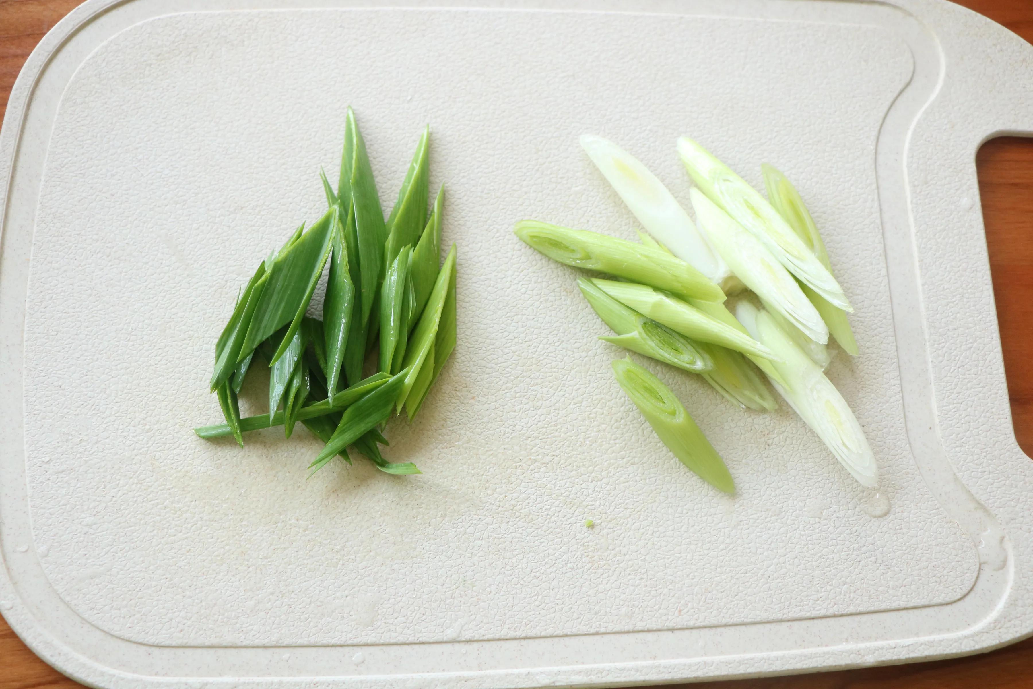 夏天沒有食慾，試試這款家常菜，一口氣可以吃上一碗，做法超簡單