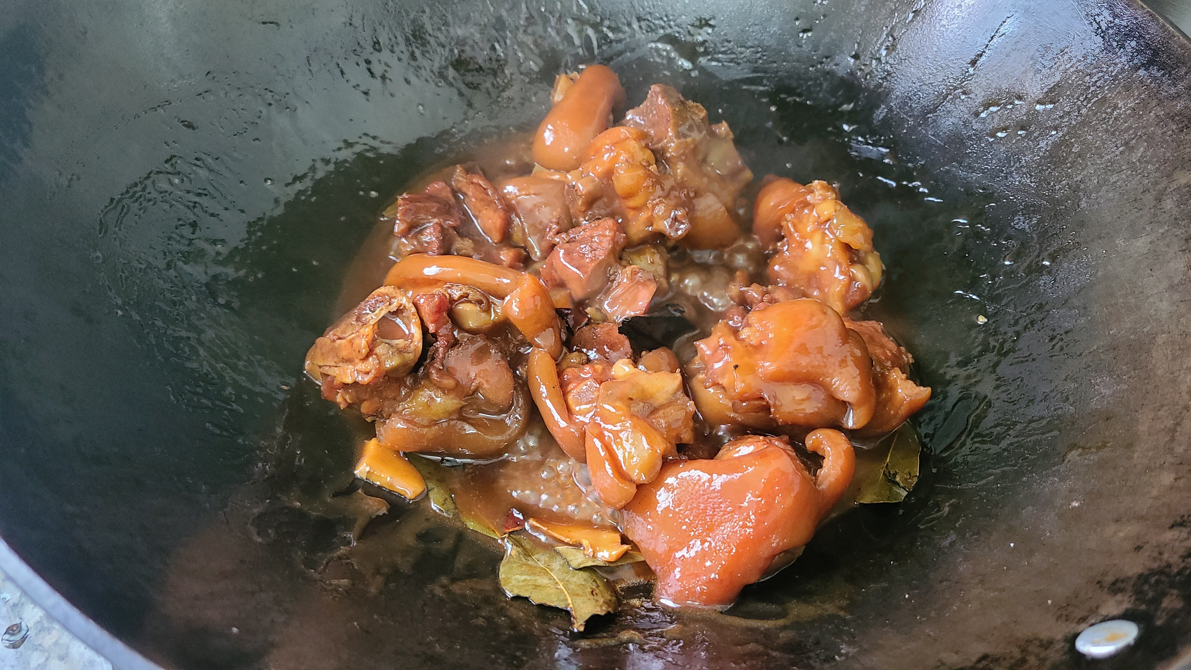 酱焖猪脚，教你这个广东做法，好吃美味，每次做都很下饭