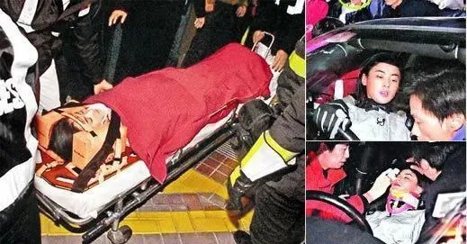 两个中年人牵个手，整个娱乐圈抖了抖