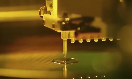 国产光刻胶成功突破，粉碎日本垄断梦