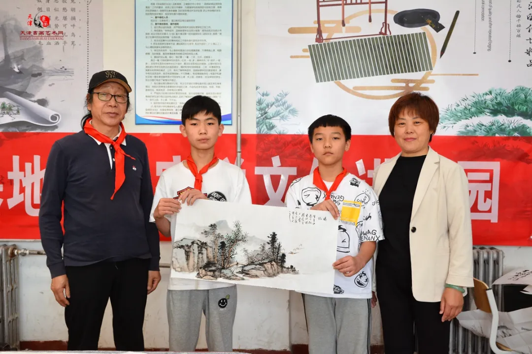 “天津书画艺术基地书画家送文化进校园”走进安次区神宇小学