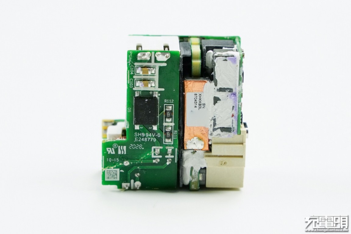 华为65W氮化镓快充充电器深度拆解，华为用户最好的充电器来了