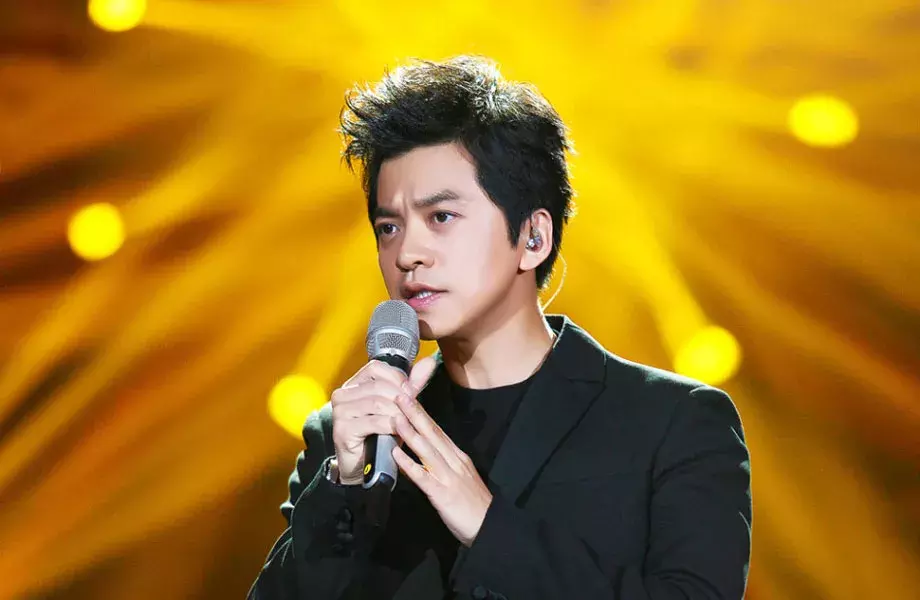 华语乐坛最具原创力的八位歌手:始于歌声,陷于才华