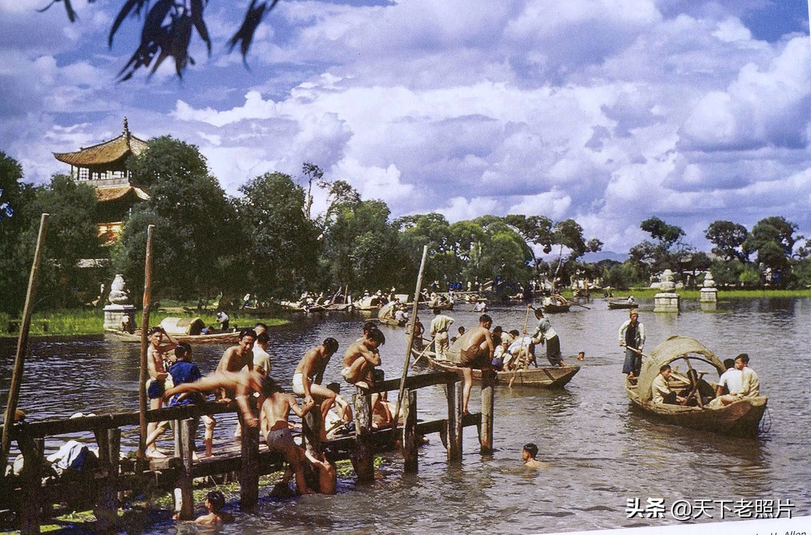 1944年 美国飞虎队员拍摄的云南昆明彩色老照片