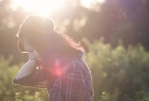 The journey illuminates such patting, true meeting is very good-looking