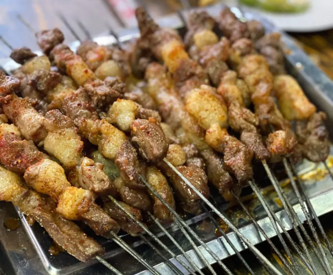 郑州夏夜烧烤手册TOP10出炉，你吃过几家？