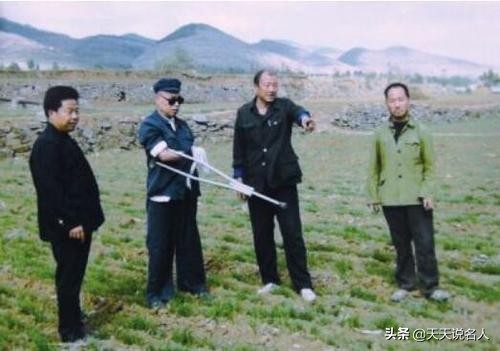 没手没脚没眼睛的朱彦夫，凭啥那么牛