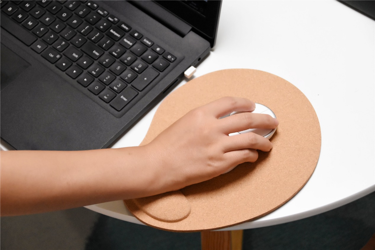 米家有品发布软木板游戏鼠标垫，纯天然材料，回绝鼠标手