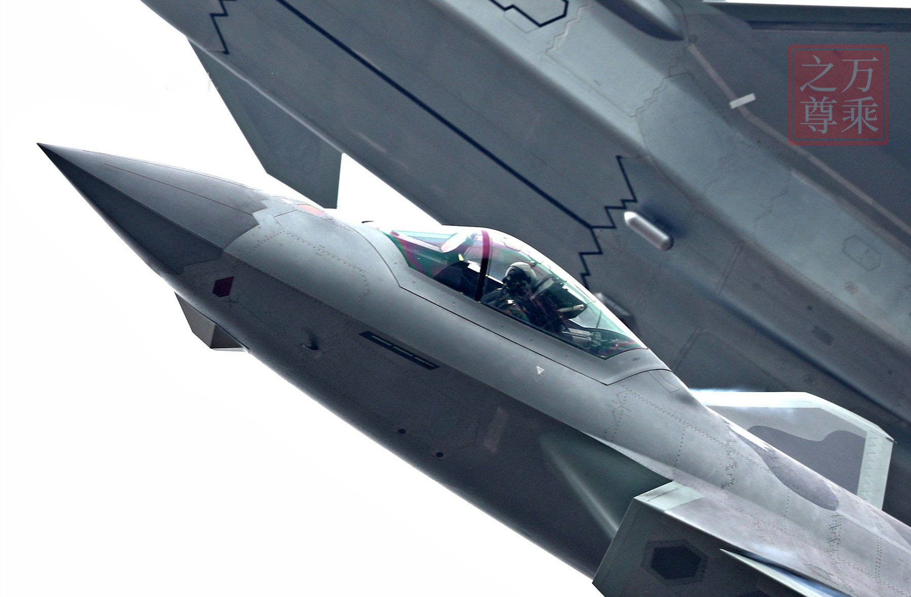 Խ��Խǿ���й�40����¿Ƽ�ͻΧ�����ƶ������ר�ҵ��۾�