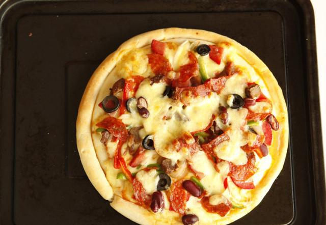 图片[9]-牛肉披萨的做法步骤图三分钟教你做好吃的披萨成本很便宜跟着-起舞食谱网