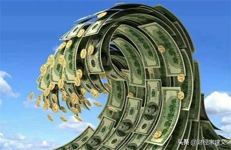 美国又加印了3万亿美元，多国专家高呼：害人害